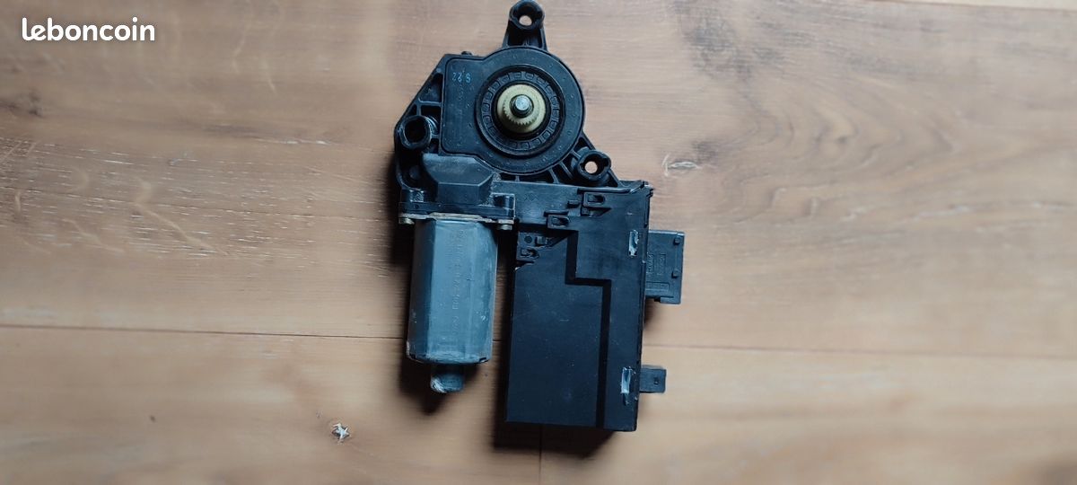 Moteur de lève vitre 307 (image 3)