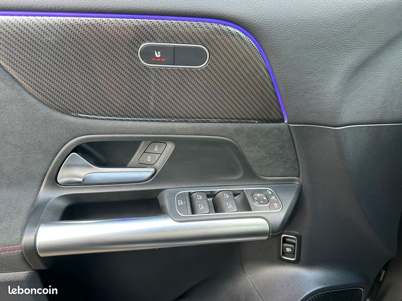 Mercedes Gla 220 d 4MATIC AMG Line (image 17)