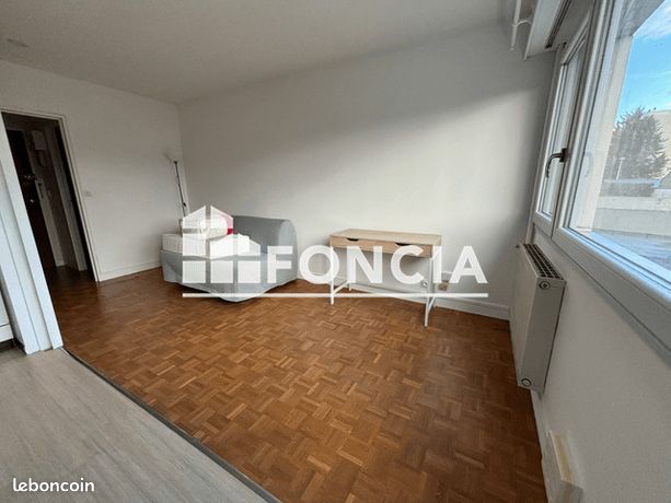 Studio 1 pièce 26 m²