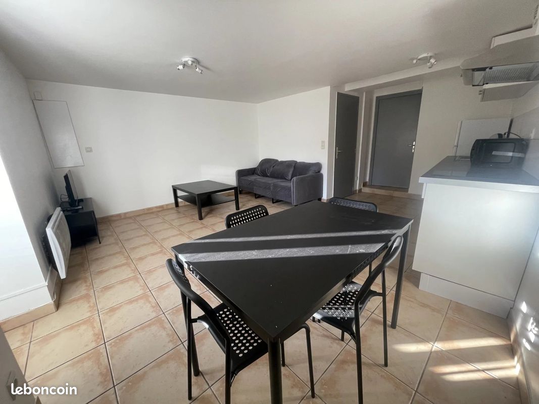 Appartement 2 pièces 37 m² · à Jouques · 37 m² · 530 €/mois