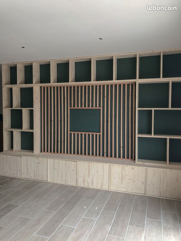 Bibliothque sur-mesure en bois massif - Ameublement