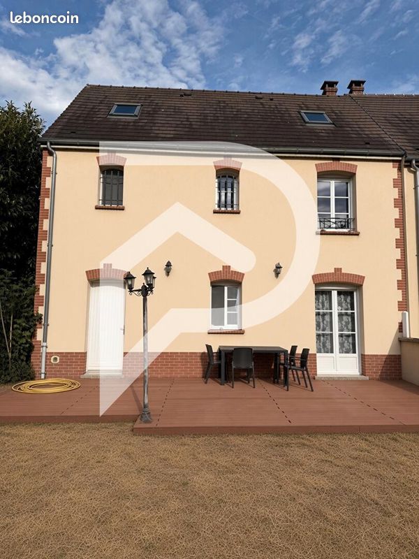 Maison 7 pièces 112 m² · à Sainte-Geneviève · 112 m² · 262 000 €