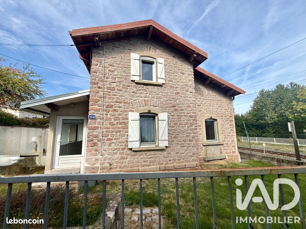 Maison 4 pièces 97 m² · à Dinozé · 97 m² · 122 000 €