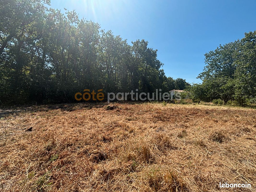 Terrain 1203 m² · à Étaules · 1 203 m² · 155 000 €