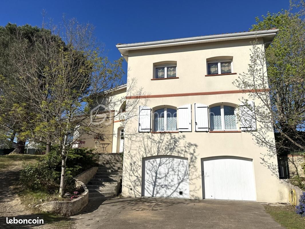 Maison 7 pièces 200 m² · à Cornebarrieu · 200 m² · 490 000 €
