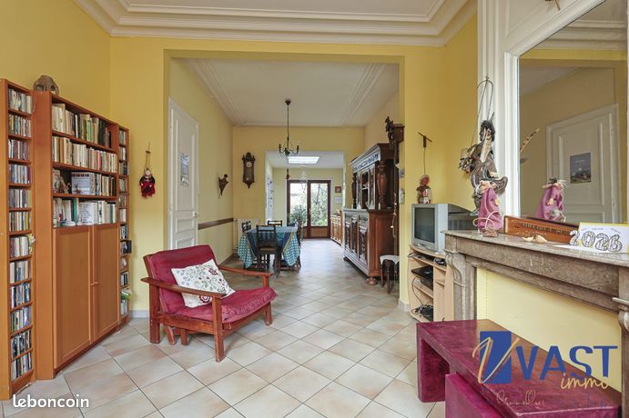 Maison 6 pièces 121 m² — 12