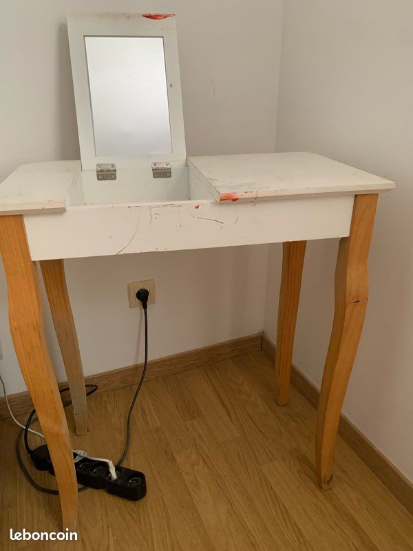 Coiffeuse (image 1)