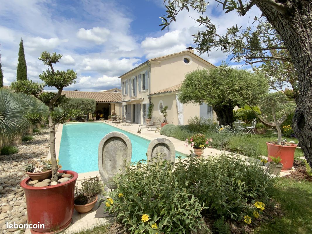 Maison 6 pièces 153 m² · à Uzès · 153 m² · 960 000 €