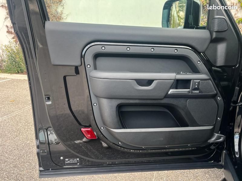 Land-rover Defender 90 5.0 V8 P425 X-Dynamic HSE (image 30)