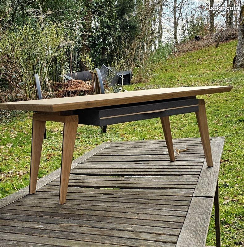 Table basse en chêne massif design (image 2)