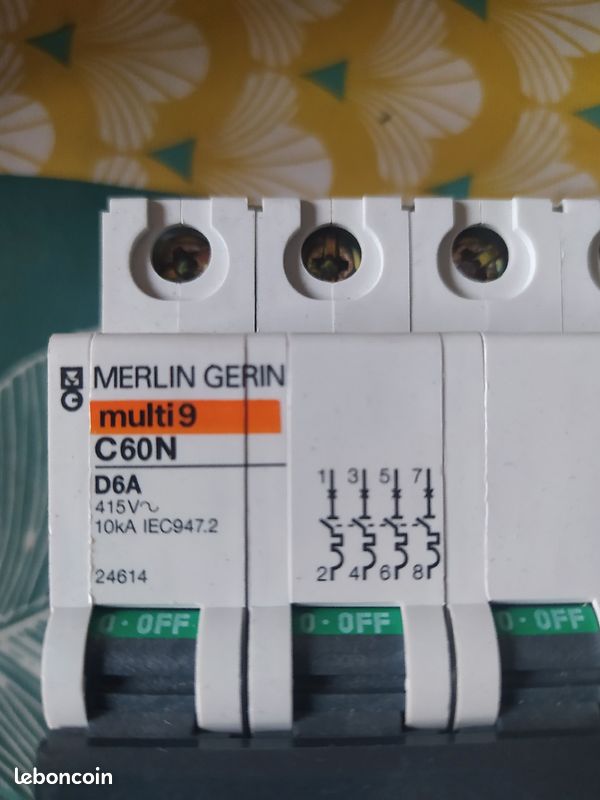 Disjoncteur Merlin Gerin multi9 - C60N D6A (image 5)