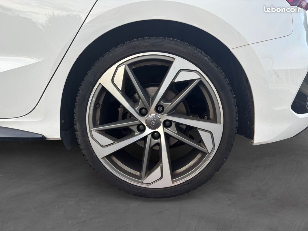 AUDI A3 SPORTBACK 35 TDI 150 S tronic 7 S Line (image 28)
