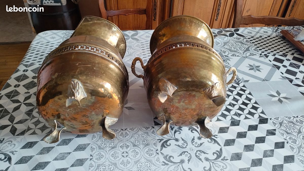 Lot de deux pots en cuivre (image 8)