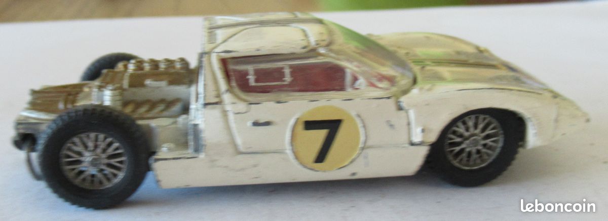 Ford GT (Dinky toys – Meccano – Vintage) (image 3)