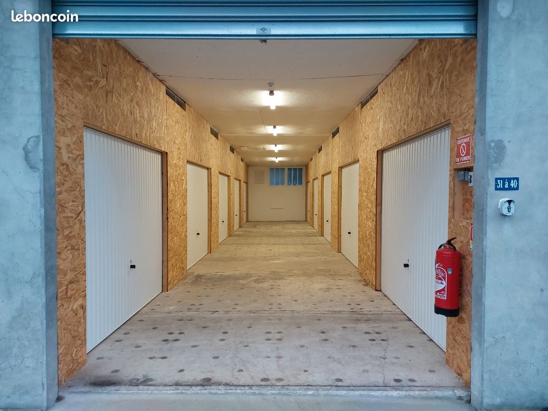Local commercial 1 pièce 16 m² · à Tonnay-Boutonne · 16 m² · 90 €