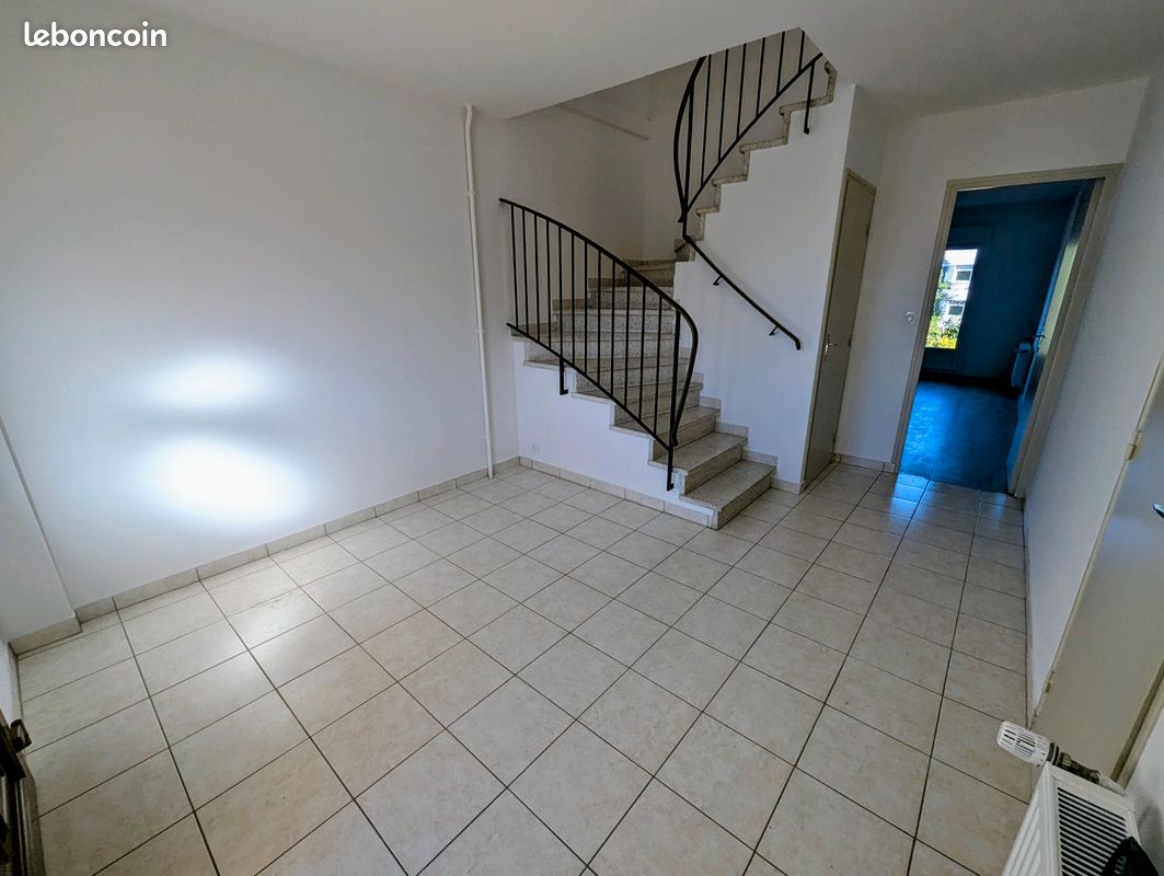 Maison 4 pièces 89 m² · à Le Mans · 89 m² · 925 €/mois