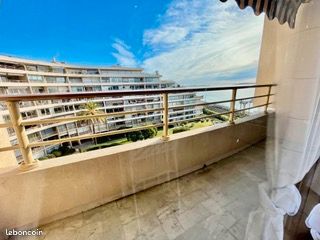 Appartement 1 pièce 25 m² · à Cannes · 25 m² · 890 €/mois