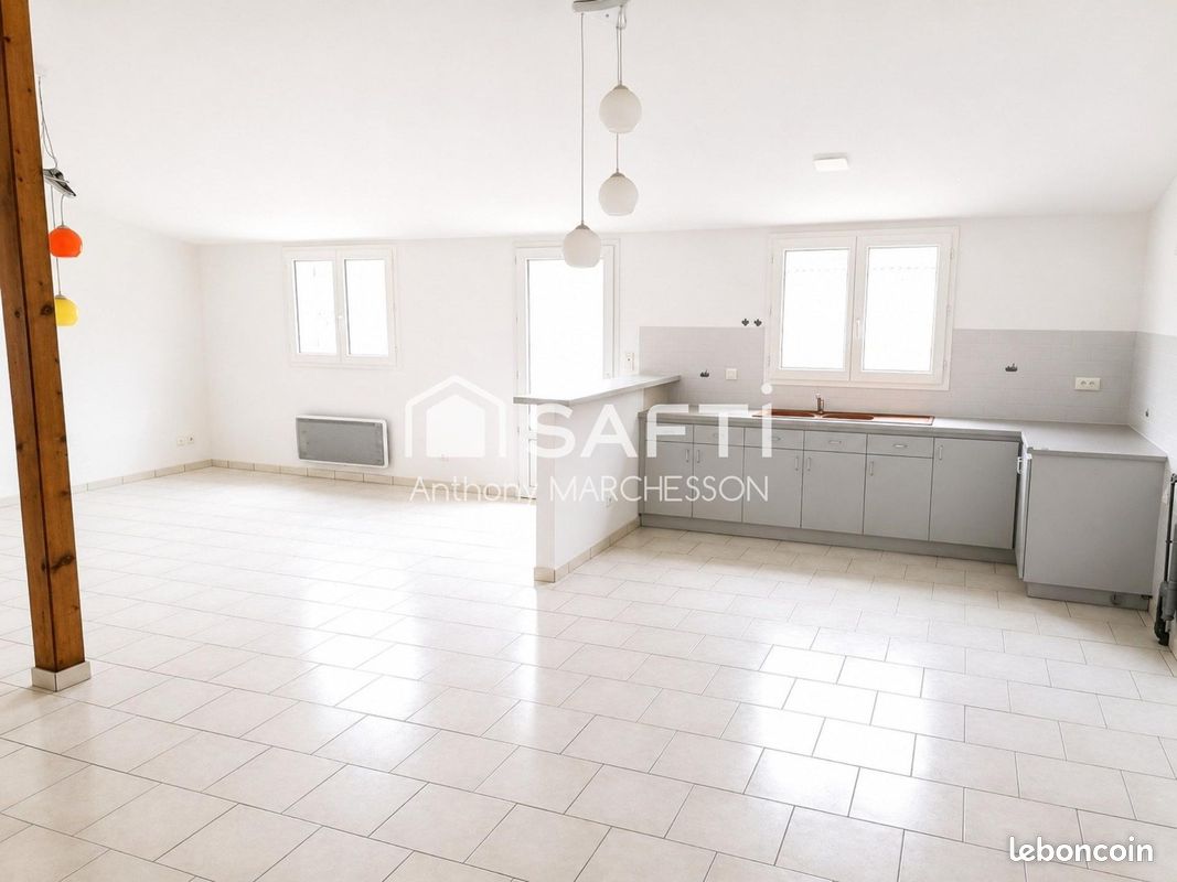 Maison 3 pièces 90 m² · à Ballon · 90 m² · 207 000 €