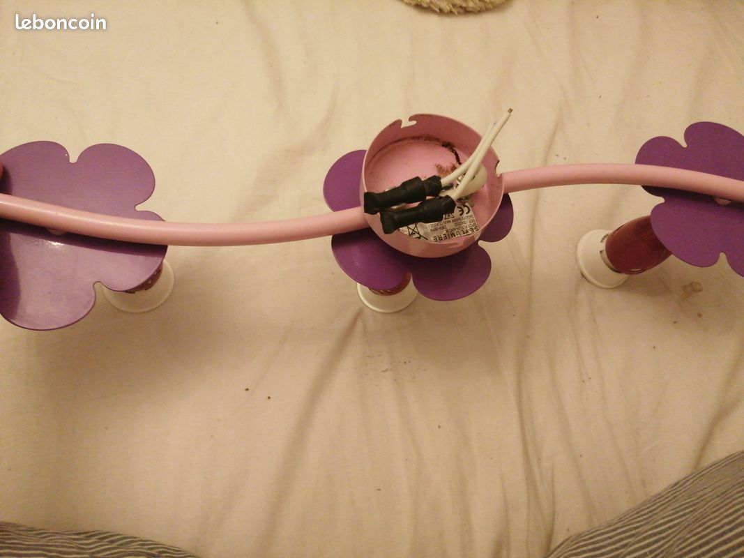 Lustre (image 2)