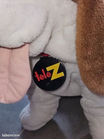 Peluche chien bonne de Noël TELE Z