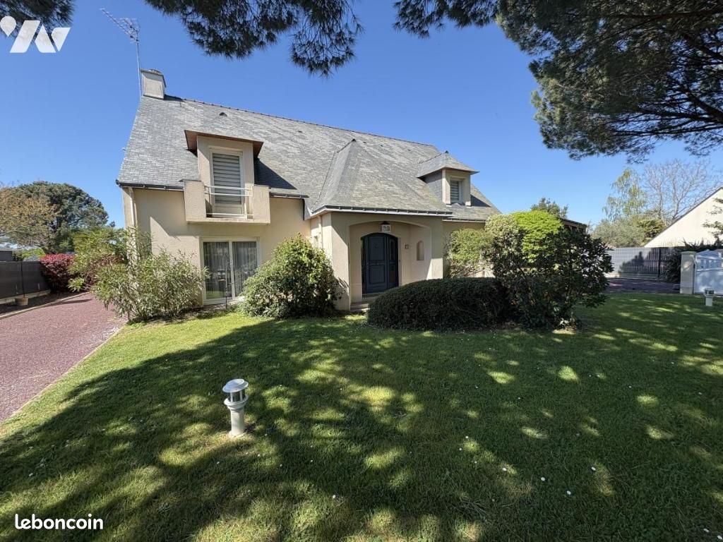 Maison 6 pièces 220 m² · à Missillac · 220 m² · 493 525 €