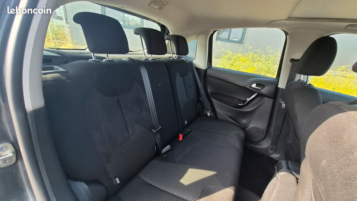 Citroen C3 1.6 HDi 90 Exclusive GARANTIE NATIONALE DE 6 MOIS (image 3)