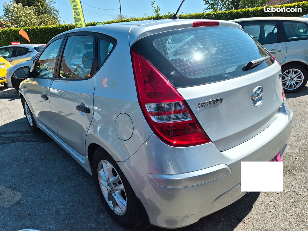 Hyundai I30 Diesel 90CH CLIMATISATION / REGULATEUR PROPRE GARANTIE 6 MOIS (image 3)