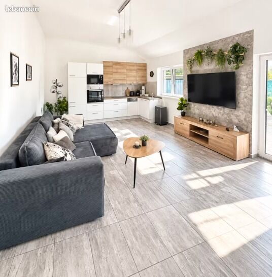 Maison 4 pièces 80 m² · à Attignat · 80 m² · 990 €/mois