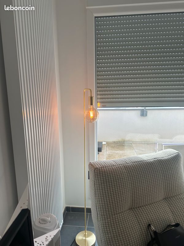 Lampe/Lampadaire doré (image 2)