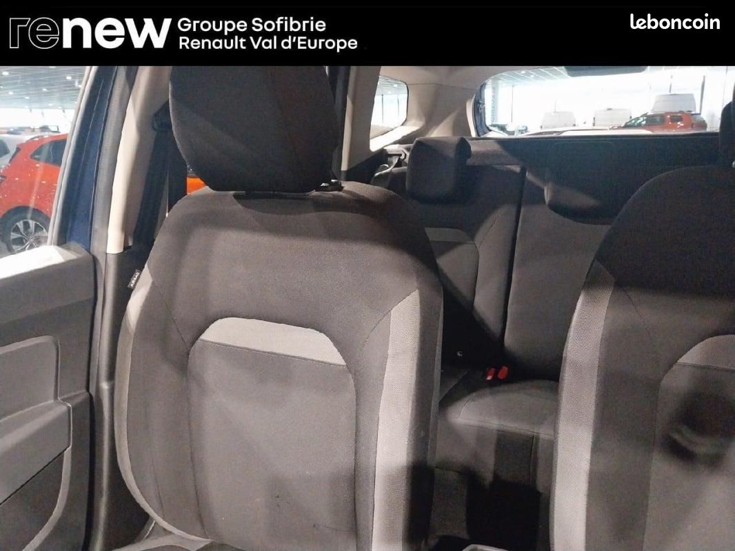 Dacia Duster TCe 100 4x2 Essentiel (image 18)