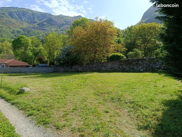 Terrain constructible de 757m2