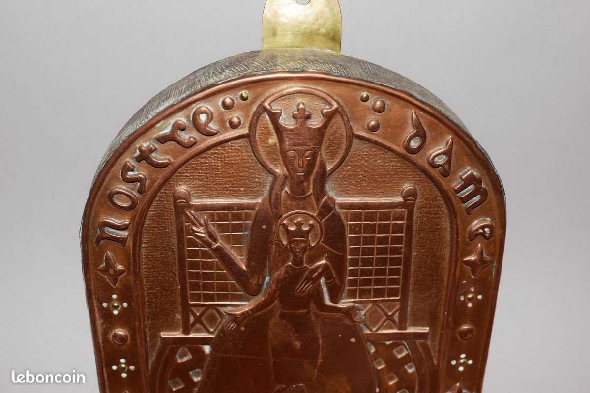 Objets religieux plaque cuivre repoussé Notre-Dame Vierge à l'Enfant couronnée (image 5)
