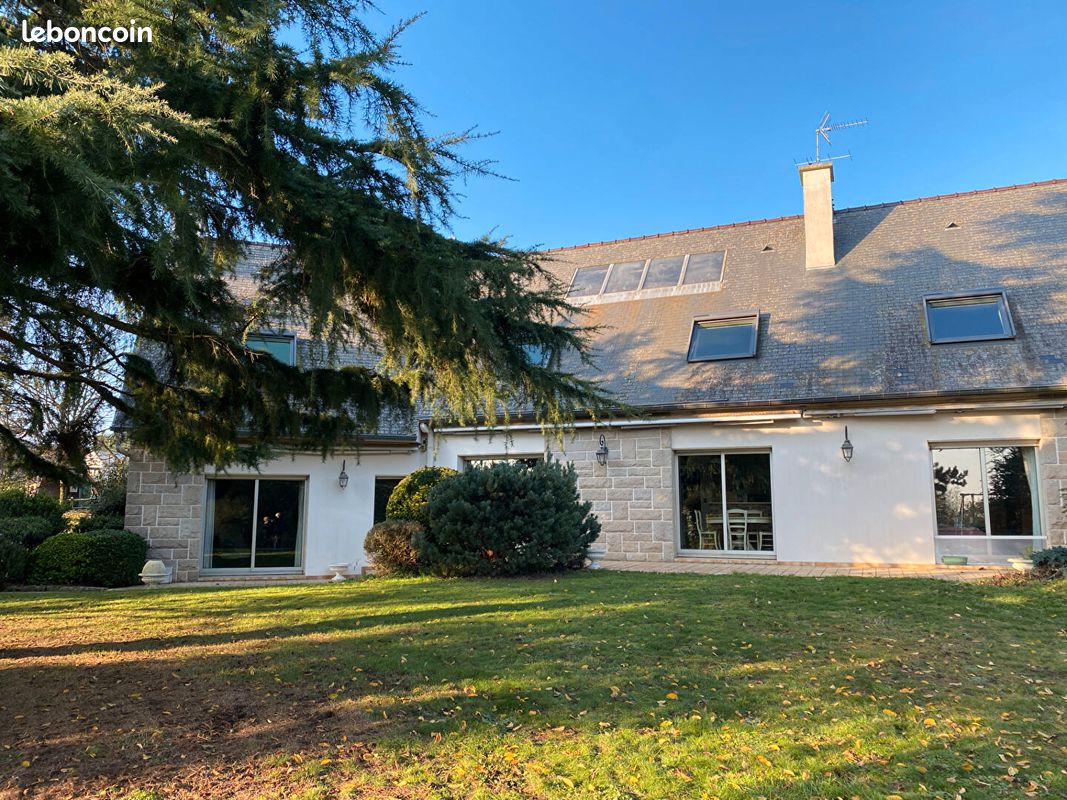 Maison 9 pièces 268 m² · à Caulnes · 268 m² · 497 800 €