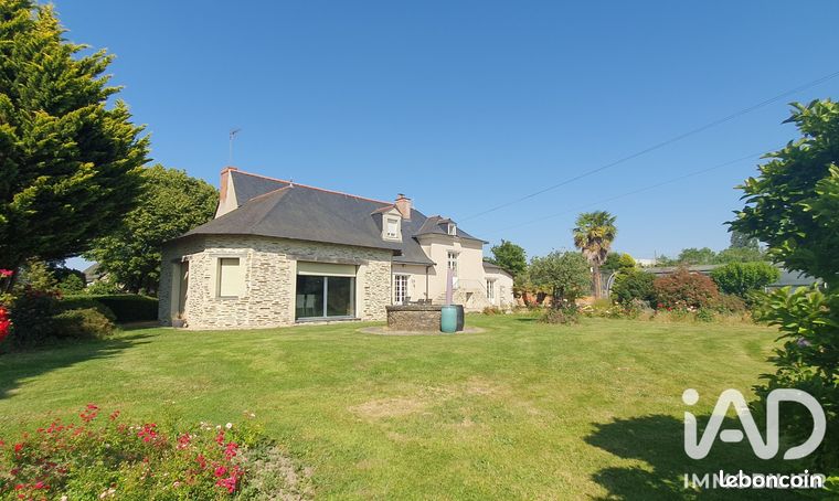 Propriété 7 pièces 248 m²