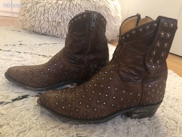 Bottines en cuir marron brodé - marque Mexicana (image 1)