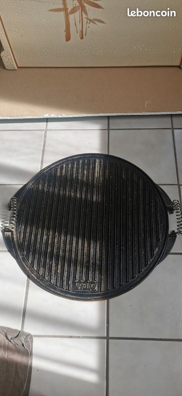Grille rond en fonte (image 1)