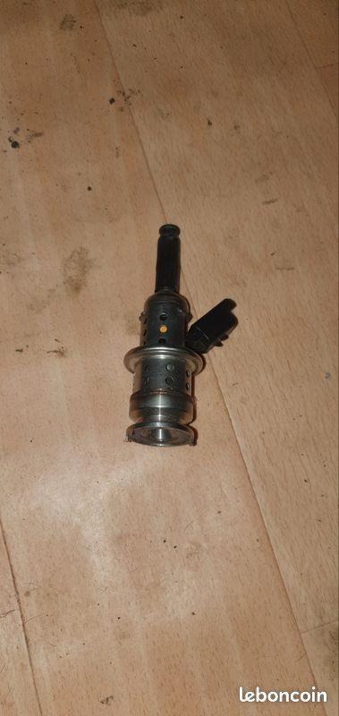 Injecteur adblue Peugeot Citroën 1.6 / 2l blue hdi pièce d'origine (image 2)