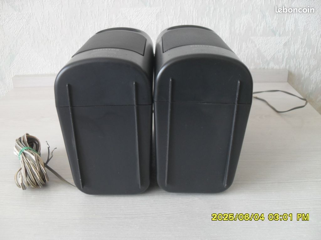 Paire d'enceintes satellites de bar/salon Philips Surround Sound (image 8)