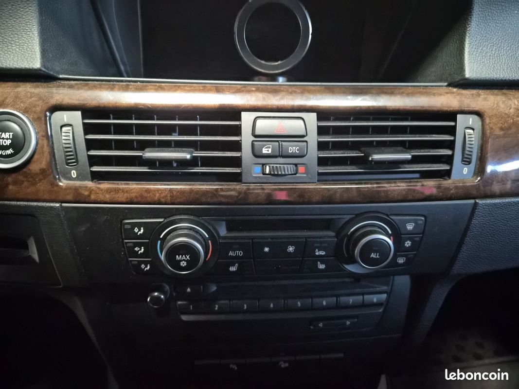 BMW SERIE (E91) TOURING 335XI PACK M 306Ch Garantie 12 mois (image 15)