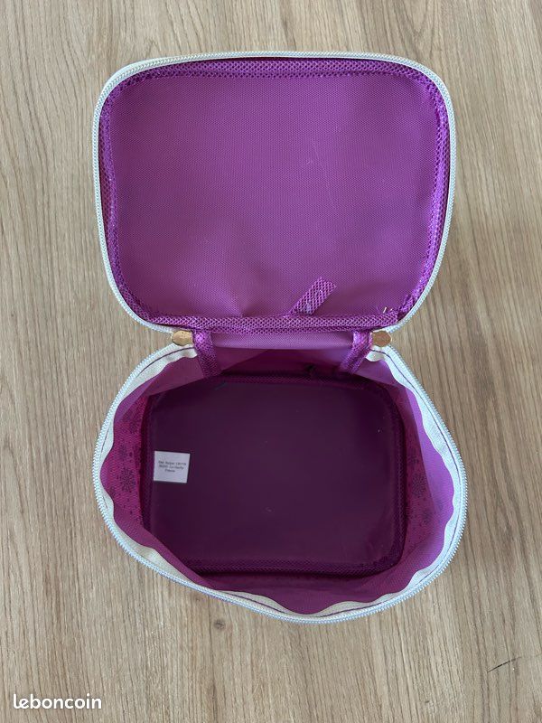 Trousse de toilette (image 4)