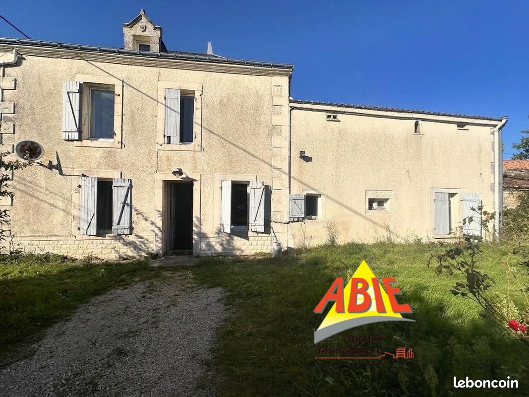 Maison 5 pièces 151 m² · à Ardin · 151 m² · 127 200 €