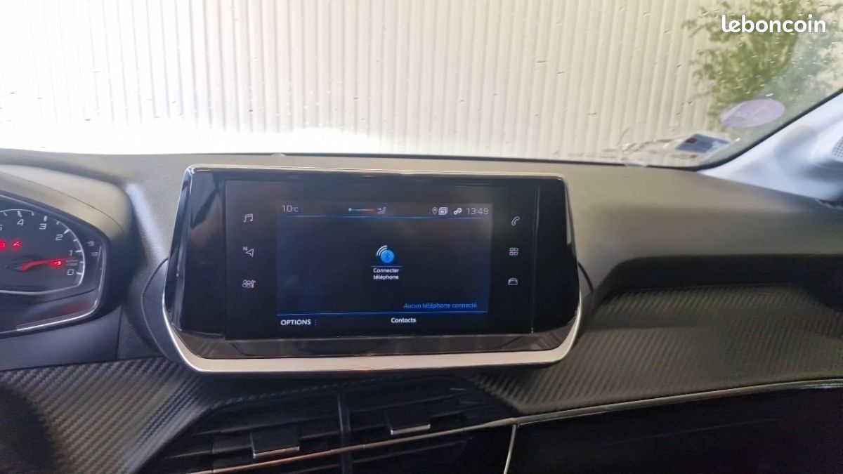 Peugeot 208 PURETECH 100 SS Active Business (image 21)