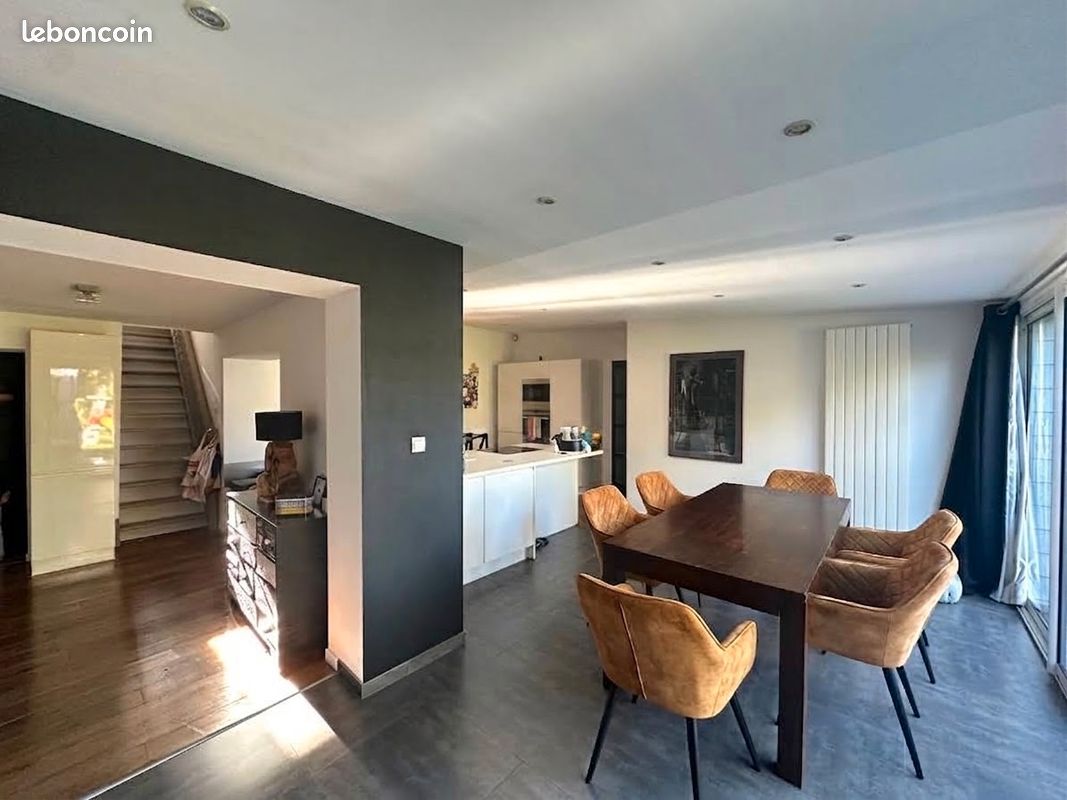 Maison 5 pièces 130 m² · à Chéreng · 130 m² · 395 000 €