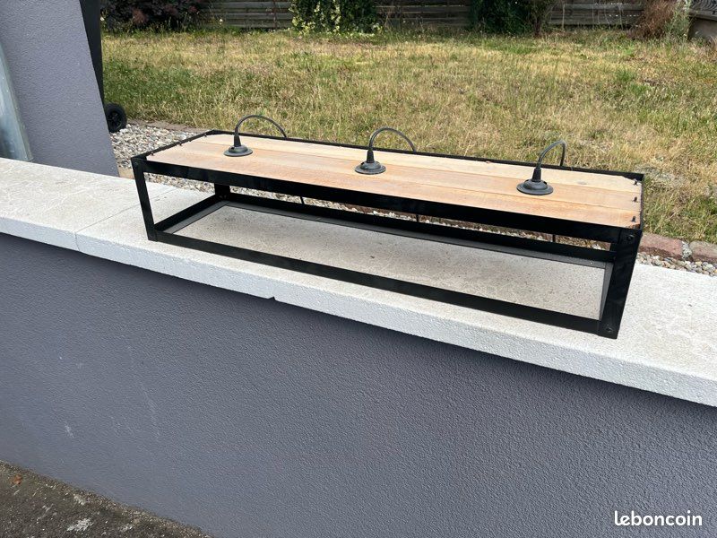 Luminaire industriel (image 1)