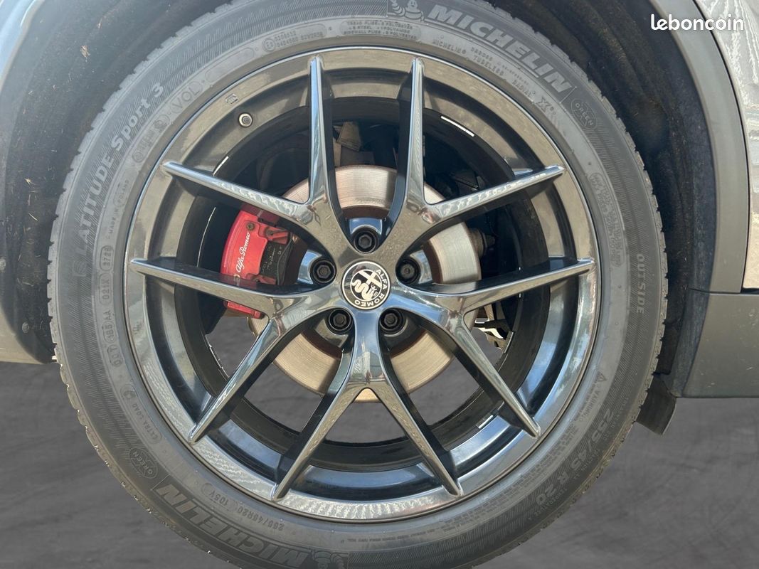 ALFA ROMEO STELVIO 2.0T 280 TURISMO Q4 AT 280Ch Garantie 12 mois 99700 kms (image 18)