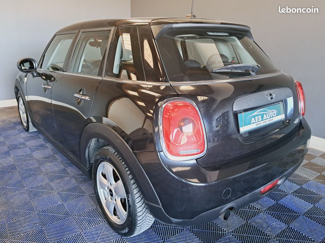 MINI HATCH 5 PORTES One 102 ch (image 2)