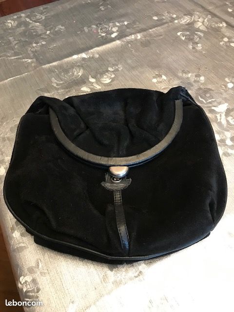 Sac en Daim Noir Vintage (image 1)