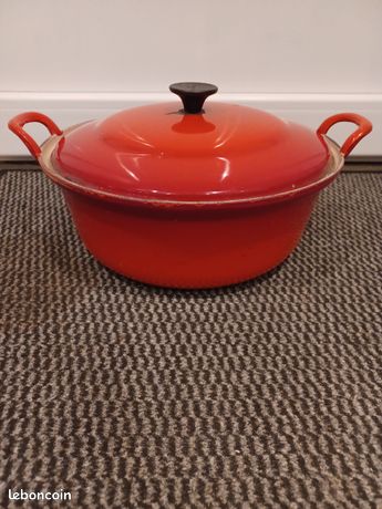 Les meilleures cocottes Cousances : Analyse et comparaison des accessoires de cuisine