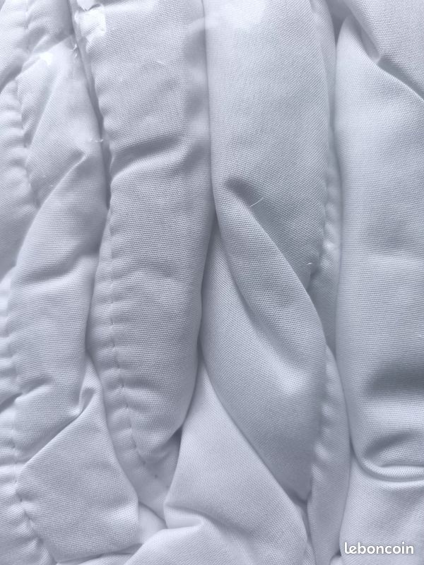 Couette neuve tempérée 240x220 (image 2)