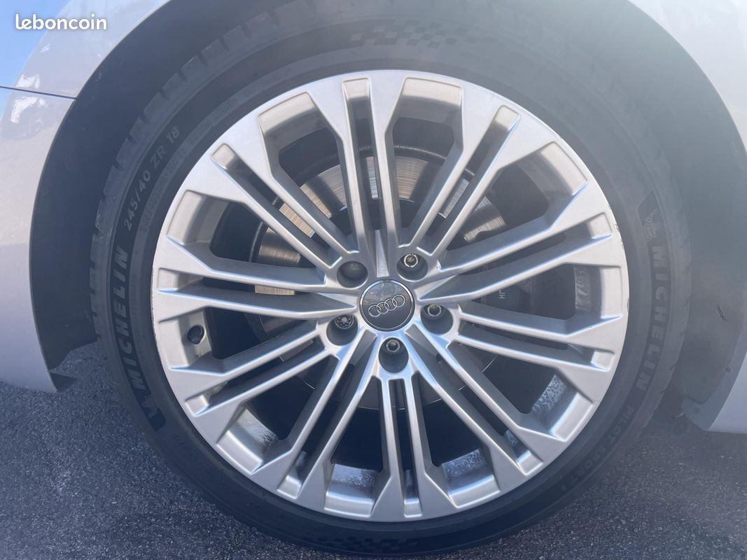 AUDI A5 SPORTBACK 2.0 TFSI 252 S Line QUATTRO S-TRONIC (image 10)